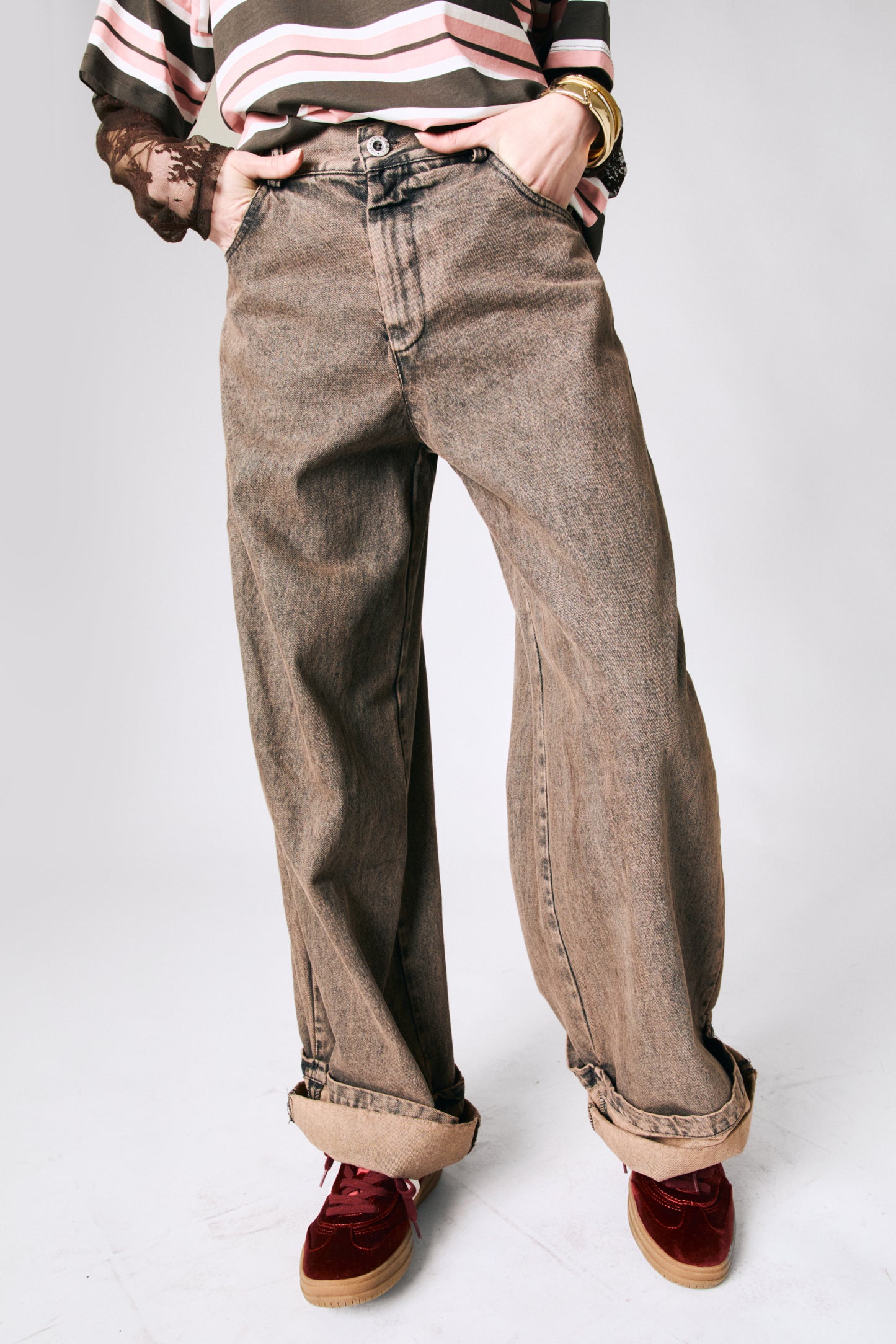 Jeans palazzo con risvolto